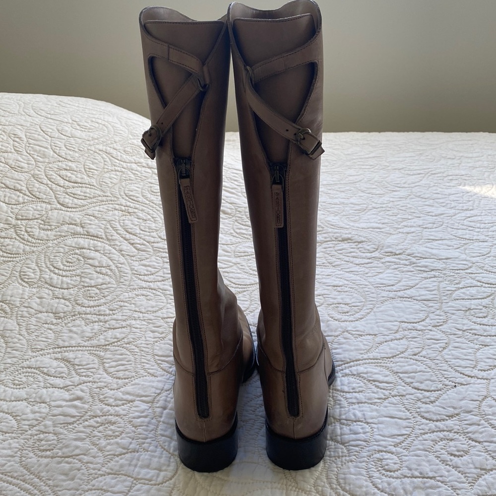 Gorgeous SARTORE, high quality Italian leather boots.